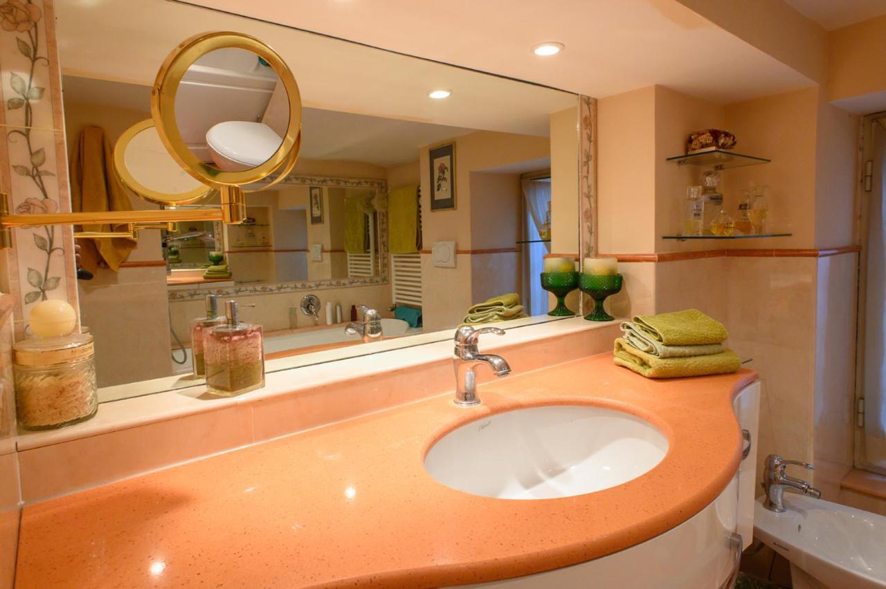 Apartment Roma Deluxe Bagian luar foto