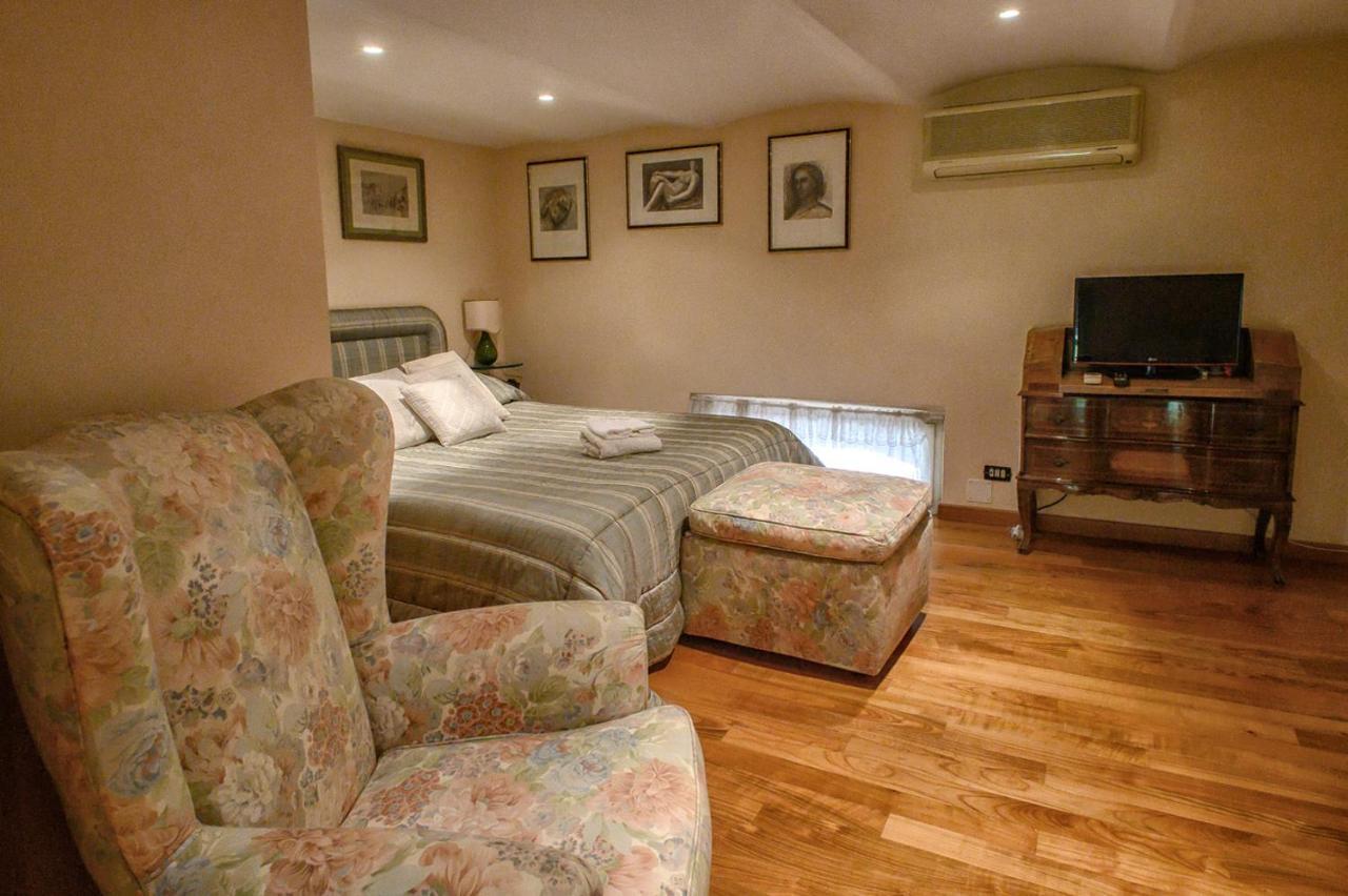 Apartment Roma Deluxe Bagian luar foto