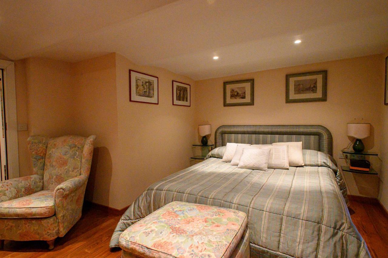 Apartment Roma Deluxe Bagian luar foto